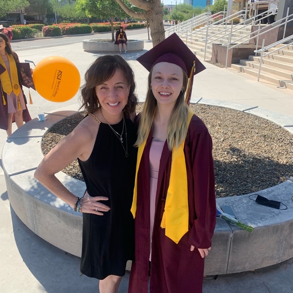 Please Read First! Meet Your Posher & Closet FAQ - Picture 2 of 8